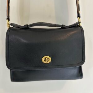 Vintage Coach Court Leather Bag